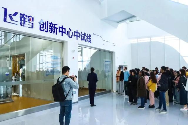 飞鹤工业游:科技与人文交织 赋能冰城文旅新体验