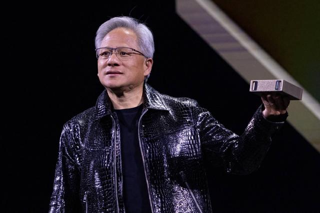 黄仁勋开始另寻出路，将主意打到中国身上	，想让北京做出一个改变