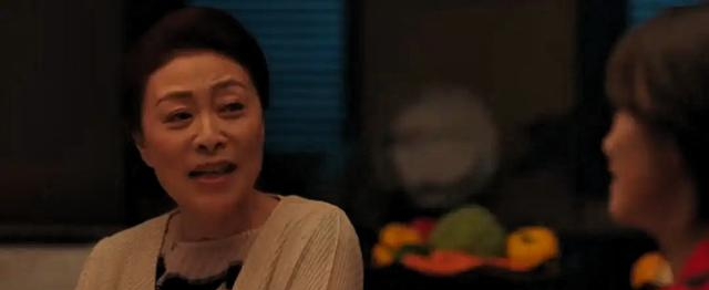 《四喜》直到翻出冯志遗嘱，沈明珠才懂，婆婆夺孙的真正心思