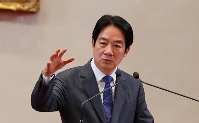 特朗普下“死命令”，美对台定位有变，我国防部发出统一最强音