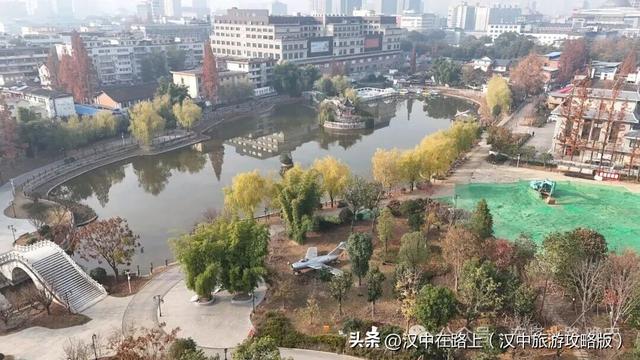 二〇二五年十二月七日，再去看看莲花池公园