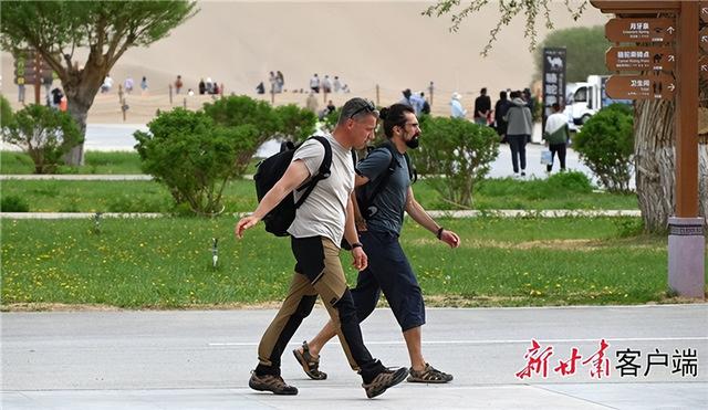 【媒体聚焦】今年1至9月甘肃省接待入境游客近30万人次