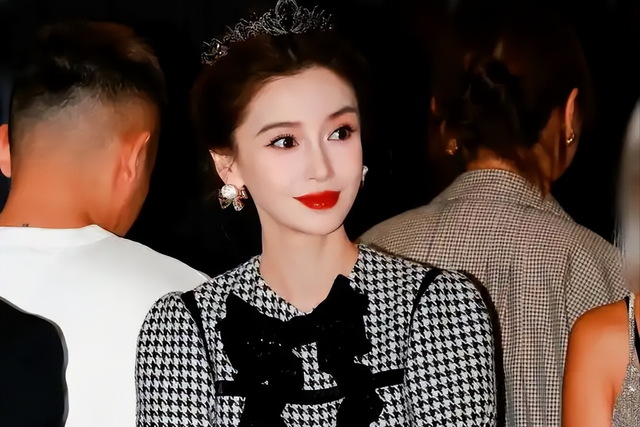 黄晓明没想到，前妻杨颖高调官宣喜讯后，意外让他成了一个"笑话"