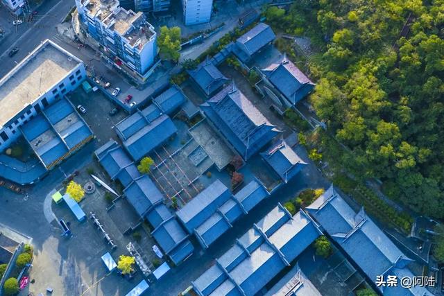 铜仁古城始建于2021年？但府文庙等古迹却让我三步一停，烦人