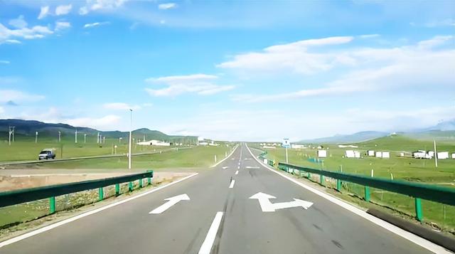 车在路上行，人在景中走：自驾祁连山9号公路 第五站：县城至峨堡