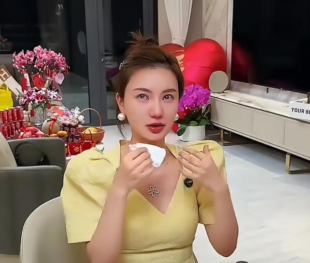 网红猴哥真摊上事了！前妻曝光离婚内幕，内涵男方不行一年不同居