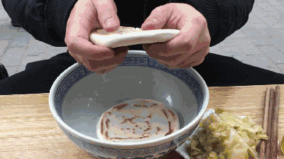 “馍都”西安：来这里，千万别跟西安人吃饭