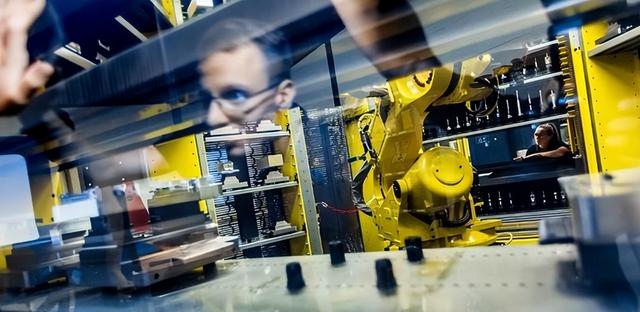 全都反水了！ASML	、荷兰光刻机供应商相继宣布	，外媒：事情闹大了