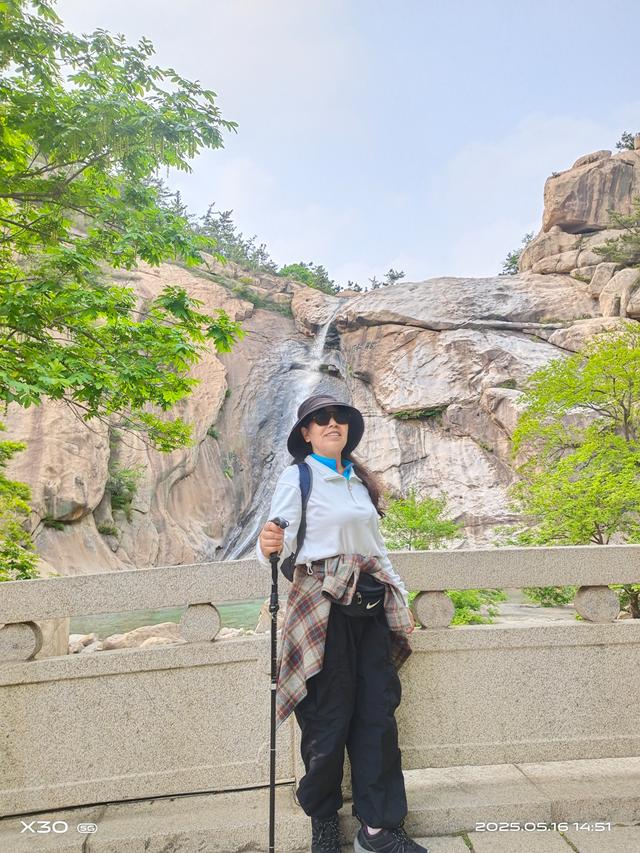 去爬崂山（仰口与太清两座山）