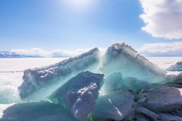 颜值不输贝加尔湖，中国也有自己的冰湖！今年冬天国内看冰第一名