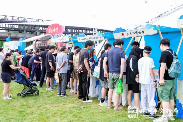 2025服贸会｜不舍再见，明年再会！服贸会文博展区5天解锁 “博物馆新玩法”：看、摸、带、玩一次体验全