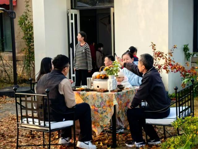 初冬氛围感天花板已找到，枫景这边独好！