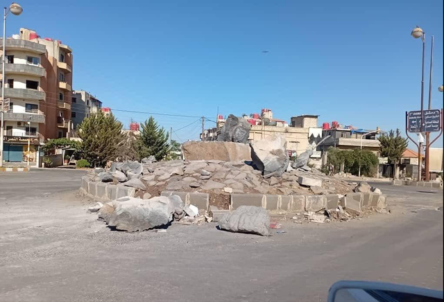 8个师一夜之间撤干净，700人阵亡，以军空投，叙利亚被朱拉尼分裂