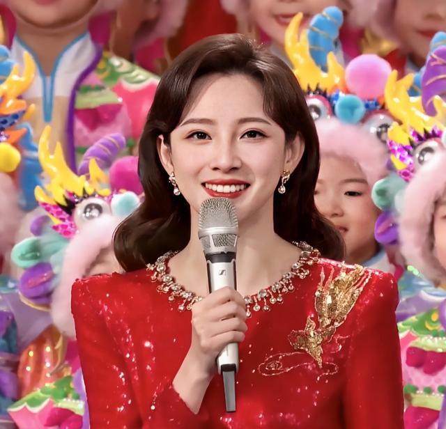 2026央视跨年晚会阵容曝光，看完路透和明星名单，厕所都不敢上了