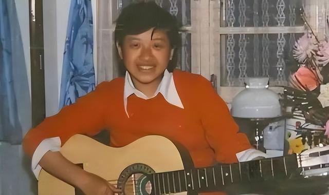 贪污上亿	、假慈善？被实名举报的韩红，还是没有等来一声道歉