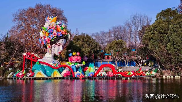 灯映华彩 夜泊秦淮——第40届秦淮灯会白鹭洲灯会主会场