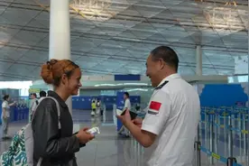 这是一位从不认怂的“老兵”！图片