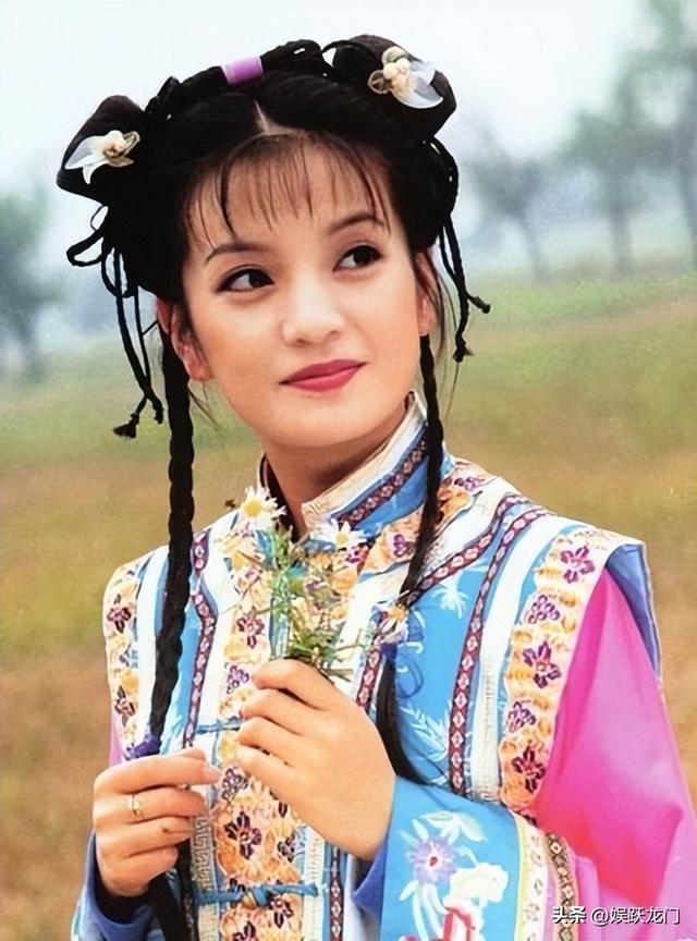 小燕子安好！赵薇封杀4年近况曝光，同名制片人病逝闹乌龙事件！