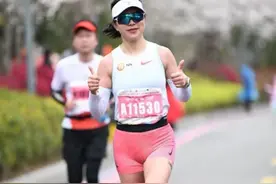 跑者别害羞，穿短裤足够图片