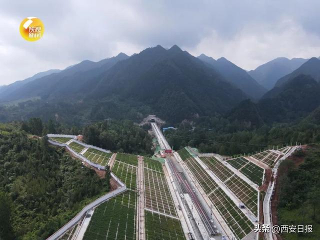 西安⇌武汉2.5小时，西十高铁迎来重大进展→