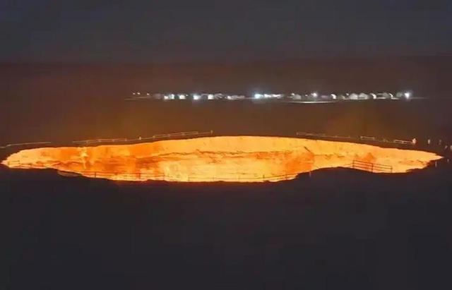 燃烧半世纪的地狱之门，35亿吨油田抵中国7年进口量，却无人敢采