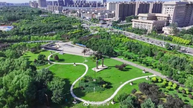 这里是赛罕 | 问道广场：一座雕塑串联起的文化休闲打卡地