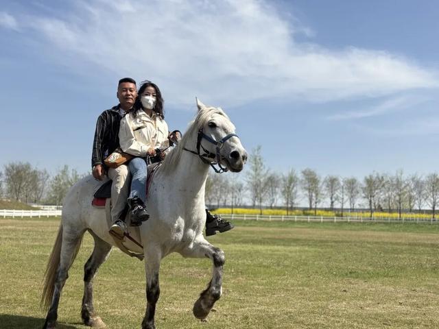 212.93万人次！入列十大热门城市！