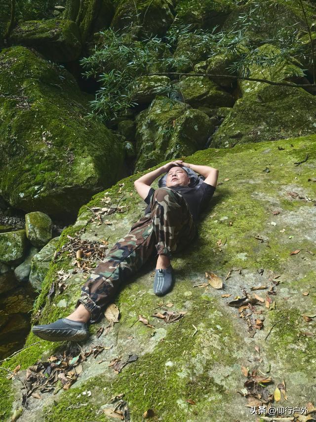 龙岩黄连盂徒步登山