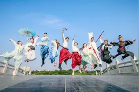 河南开封清明上河园发布全国大学生全年畅游专属福利图片