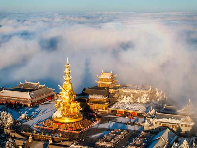 环法倒计时！乐山游玩真攻略：古寺赏菊金顶打卡，美食更不能少！