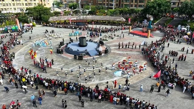 绿春长街古宴 | 精彩回顾：民族文化大巡游 街头掀起“最炫民族风”