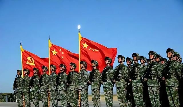 俄乌冲突提醒中国：我们应该在西部沙漠，屯够300万人的武器弹药