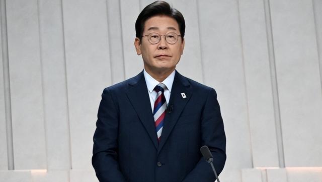 韩国总统终于硬气！微妙关头，驻韩美军试图威慑中国，李在明直言很不满	，直接打开天窗说亮话