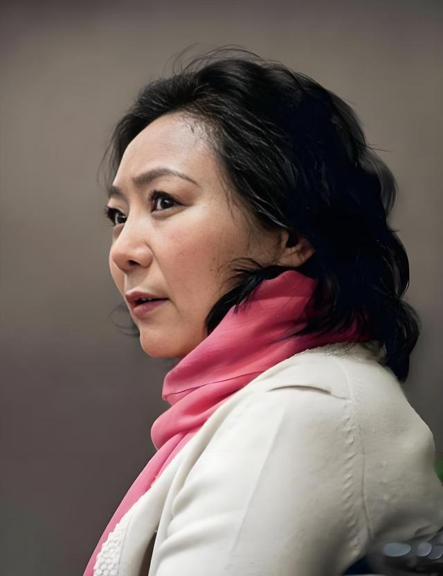 570亿！北京新女首富，她的“背景”究竟是什么？