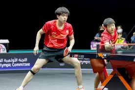 王楚钦/孙颖莎混双登顶，国乒包揽单打四强 | WTT多哈球星挑战赛图片