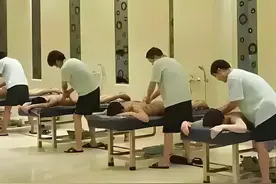 北方人的搓澡，让南方人羞耻感爆棚！网友的评论太炸裂了图片