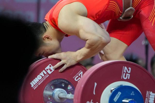 全运会刚落幕，7位运动员宣布退役，最小仅21岁，个个让人心疼