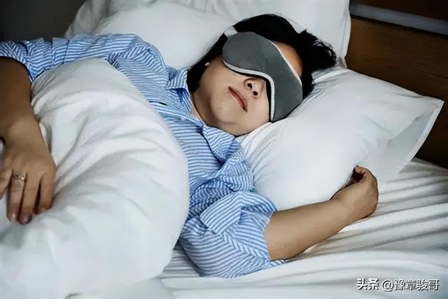 一睡着就多梦？不单是 “压力大”！中医4 大病因，助你睡个安稳觉