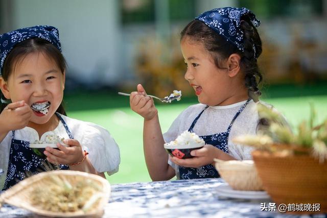 公办幼儿园突然免学费！民办园老板连夜算账，家长却愁得睡不着：转园还是硬扛？