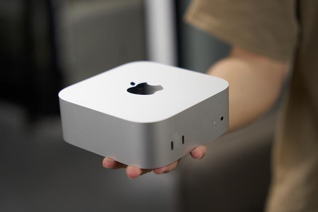 不到5000元！我整了台16G+2T的皇帝版Mac mini