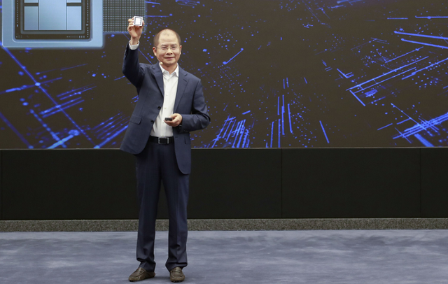 为什么说真正在芯片上卡我们脖子的，并非美国人，而是中国人？