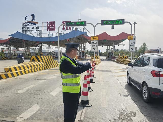 文博会，我们准备好了——高速公路运营管理酒泉分公司开启“硬核”守护模式