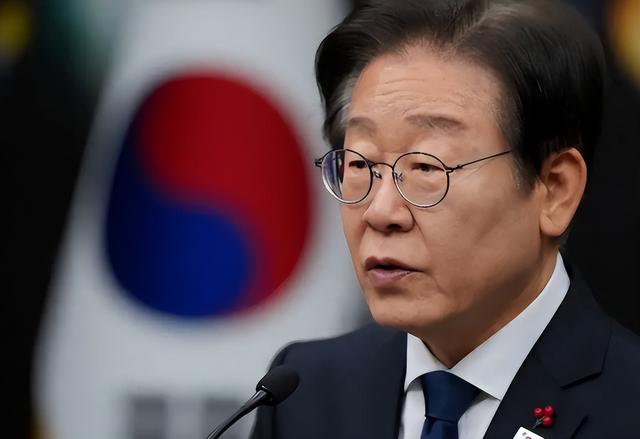 韩国特使团现身北京，向中方再递出一张请帖，王毅外长正式表态，特意点出了一件事！