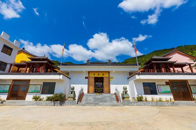 厦门南洋报恩寺，始建于唐朝，原名南洋院，古代同安三间半院之一