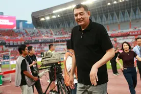 重执教鞭！记者：巩晓彬再度出山图片