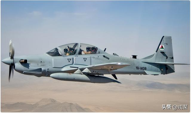 美国又忽悠？复古螺旋桨飞机能反无人机？乌军不是真傻白甜！