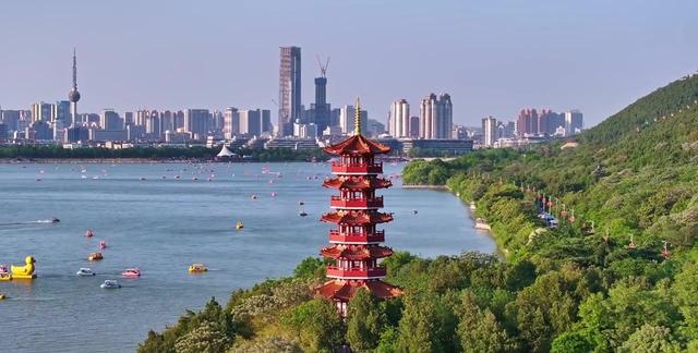 我是贵阳人，去了趟江苏徐州，实话实说：徐州比网上评价的还要好