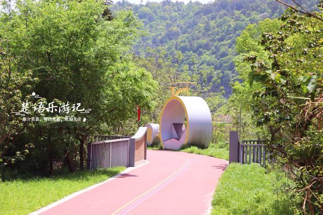 宁波这两座水库相距仅千米，之间藏着多条绿道和茶咖空间，都很美