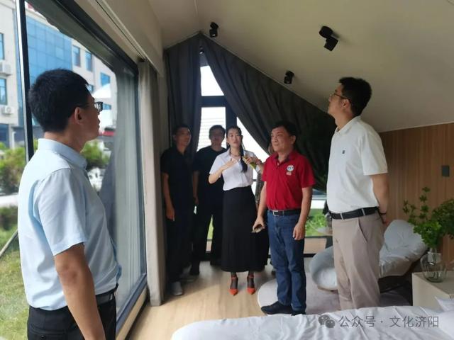 省工业旅游发展规划编制组来我区调研