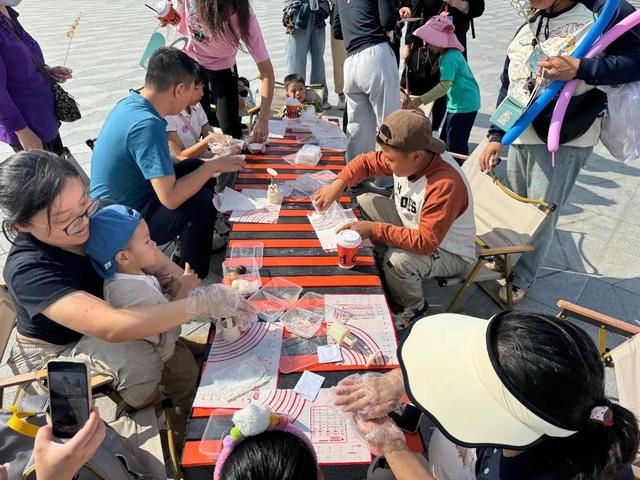 肆季南河飘书香 童话阅游绘金秋——2025长春文旅金秋童话阅游荟点亮亲子时光